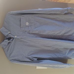 Chaps men's button down shirt. Size med